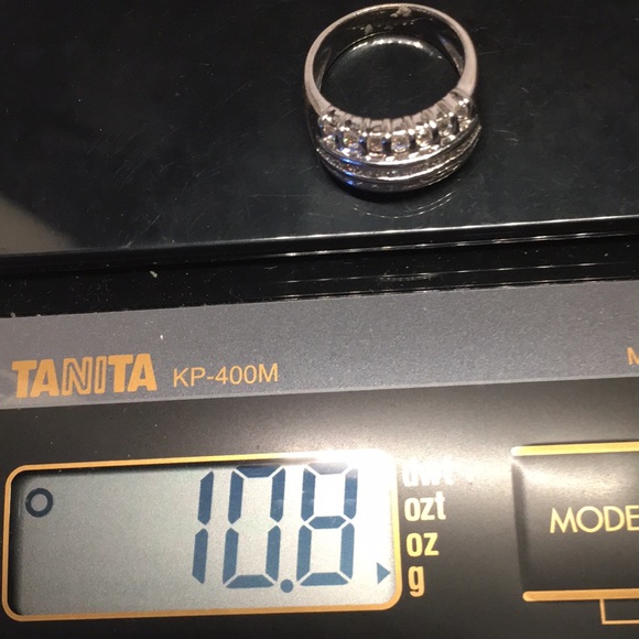 NEW 18K white gold diamonds wedding ring - Picture 6 of 8